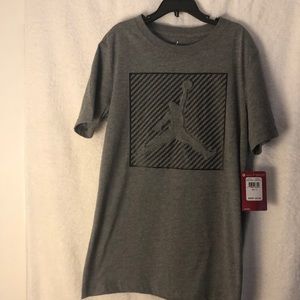 Jordan short sleeve shirt